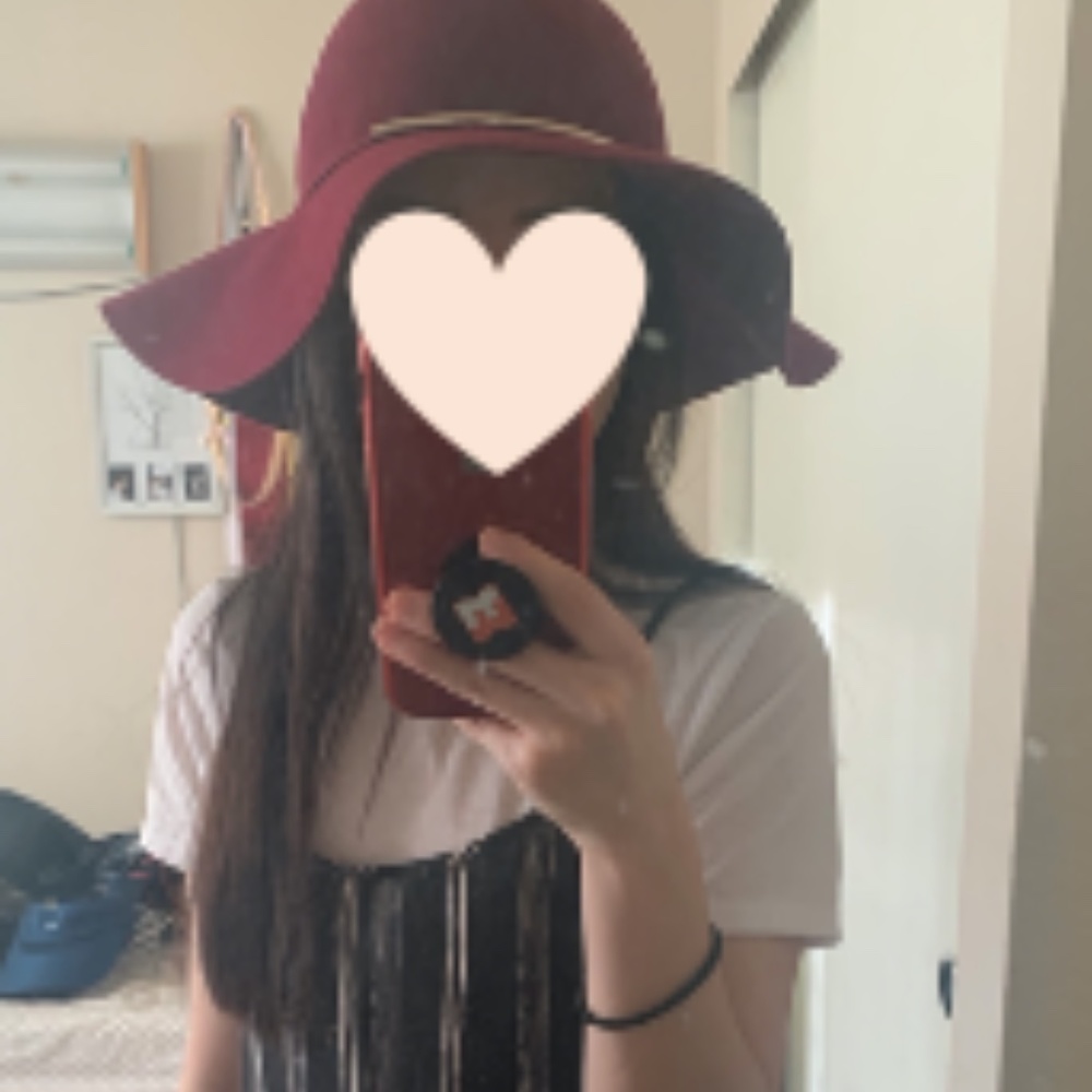 Adrienne Vittadini beach hat